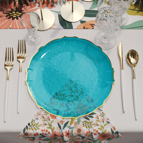 Elegant Petal Plates for Stylish Events