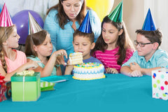 54 In. x 300 Ft. Cut To Size Table Roll | Turquoise | Case of 4