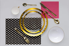 8 In. Gold Scratched Design Plastic Plates | 10 Count