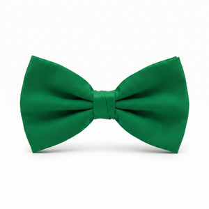 Festive Green Bow Tie - Perfect for Team Spirit & Costumes