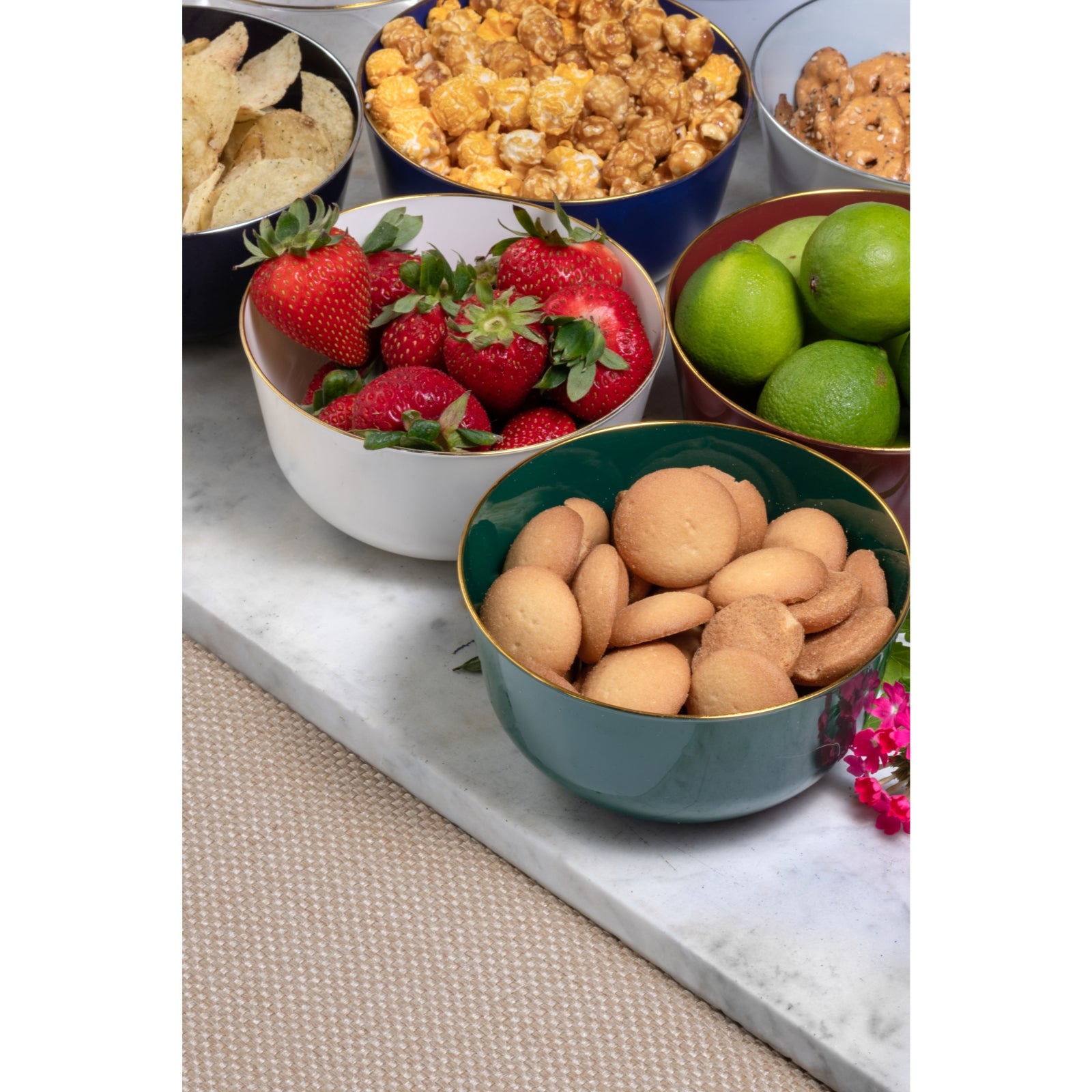 Flora Design Plastic Bowls | 40 Count