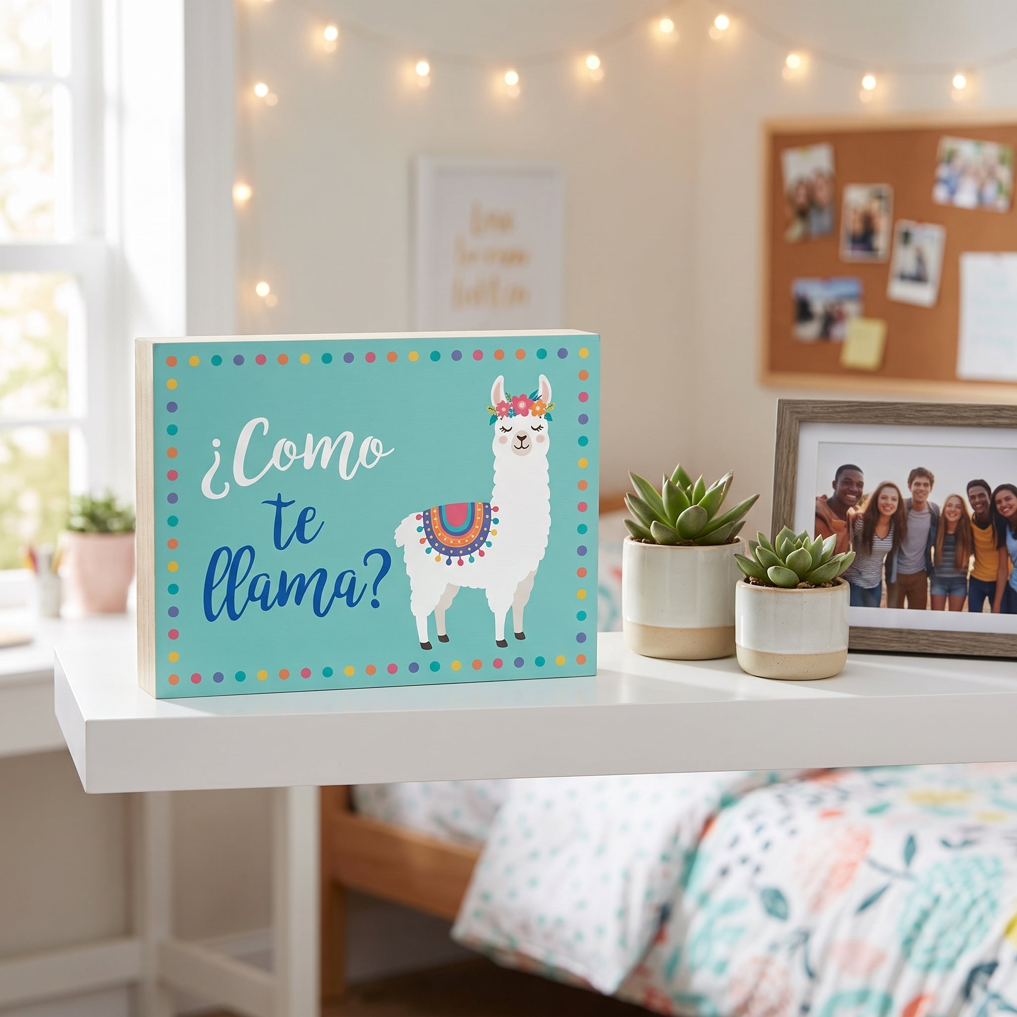 "Como Te Llama?" Llama Block Sign