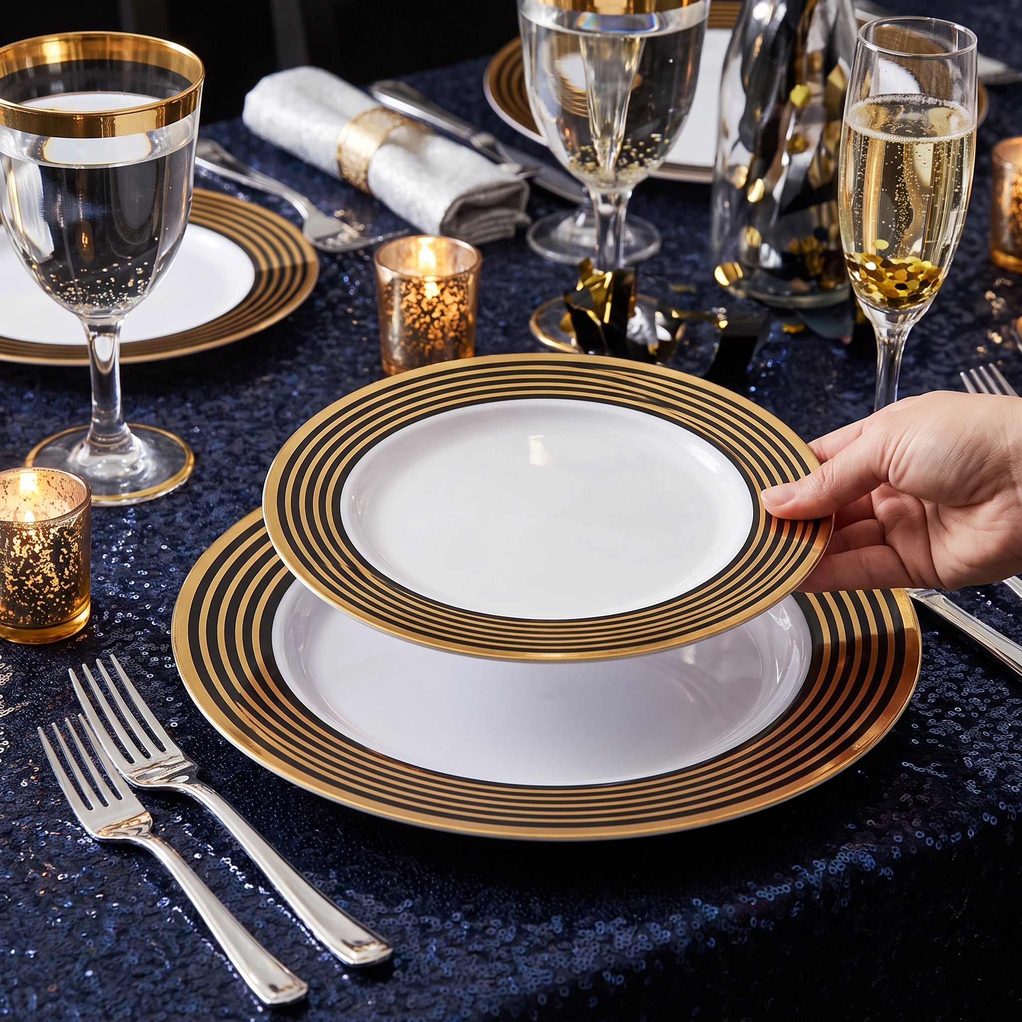 Elegant Gold Striped Premium Plastic Dinner Plates, 10.25", 20-Pack