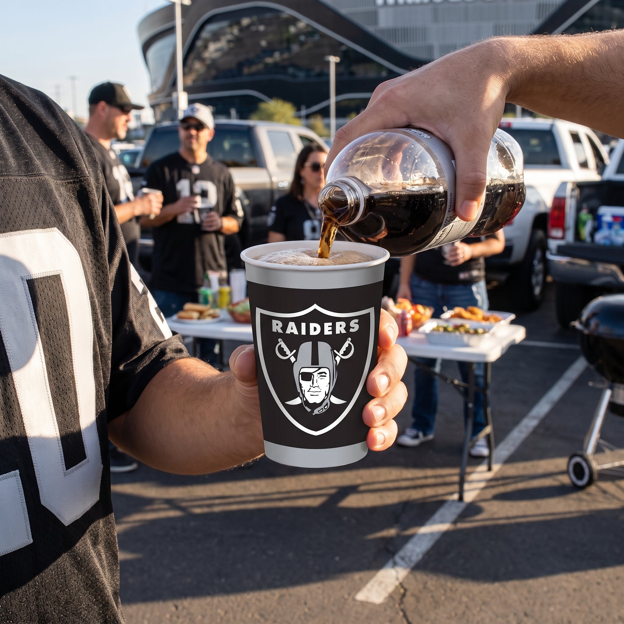 Las Vegas Raiders NFL Party Cup