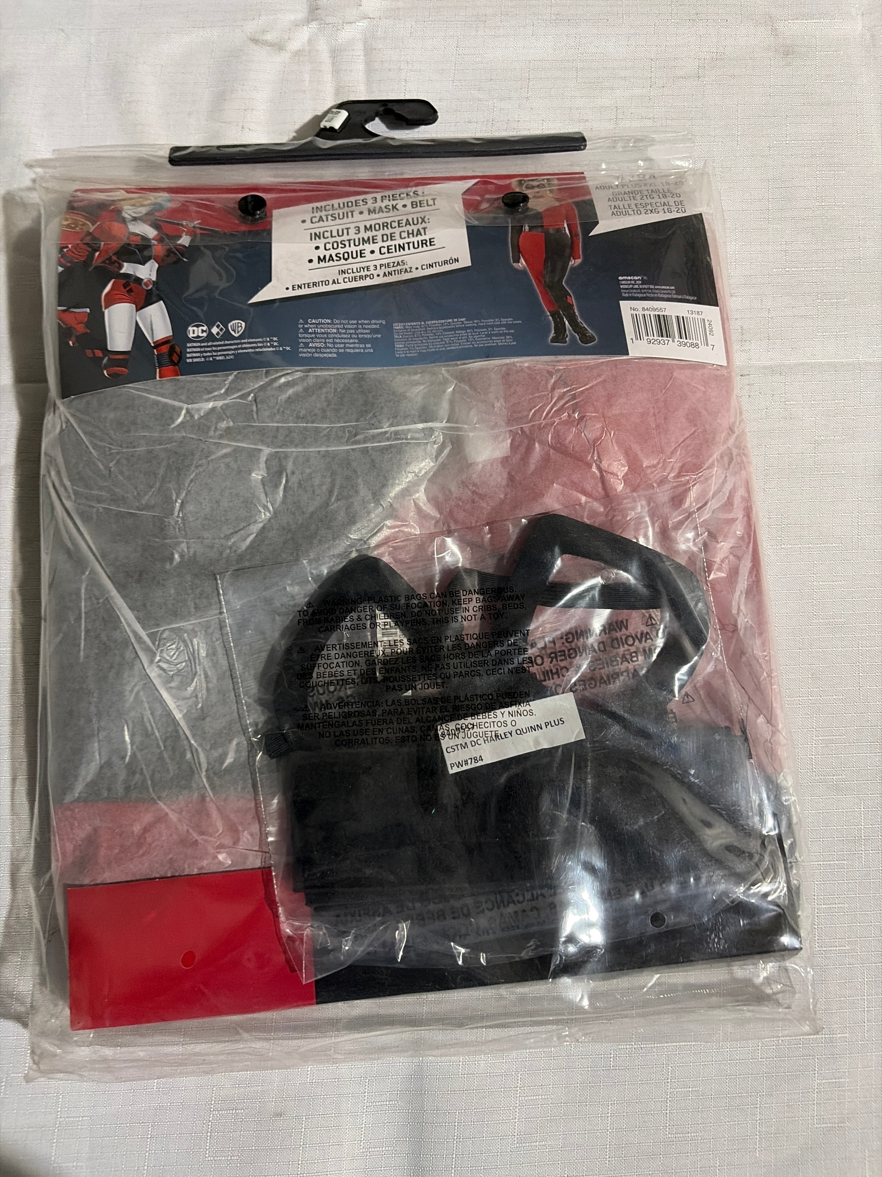 DC Comics Harley Quinn Halloween Costume for Women - Adult 2XL (18-20)