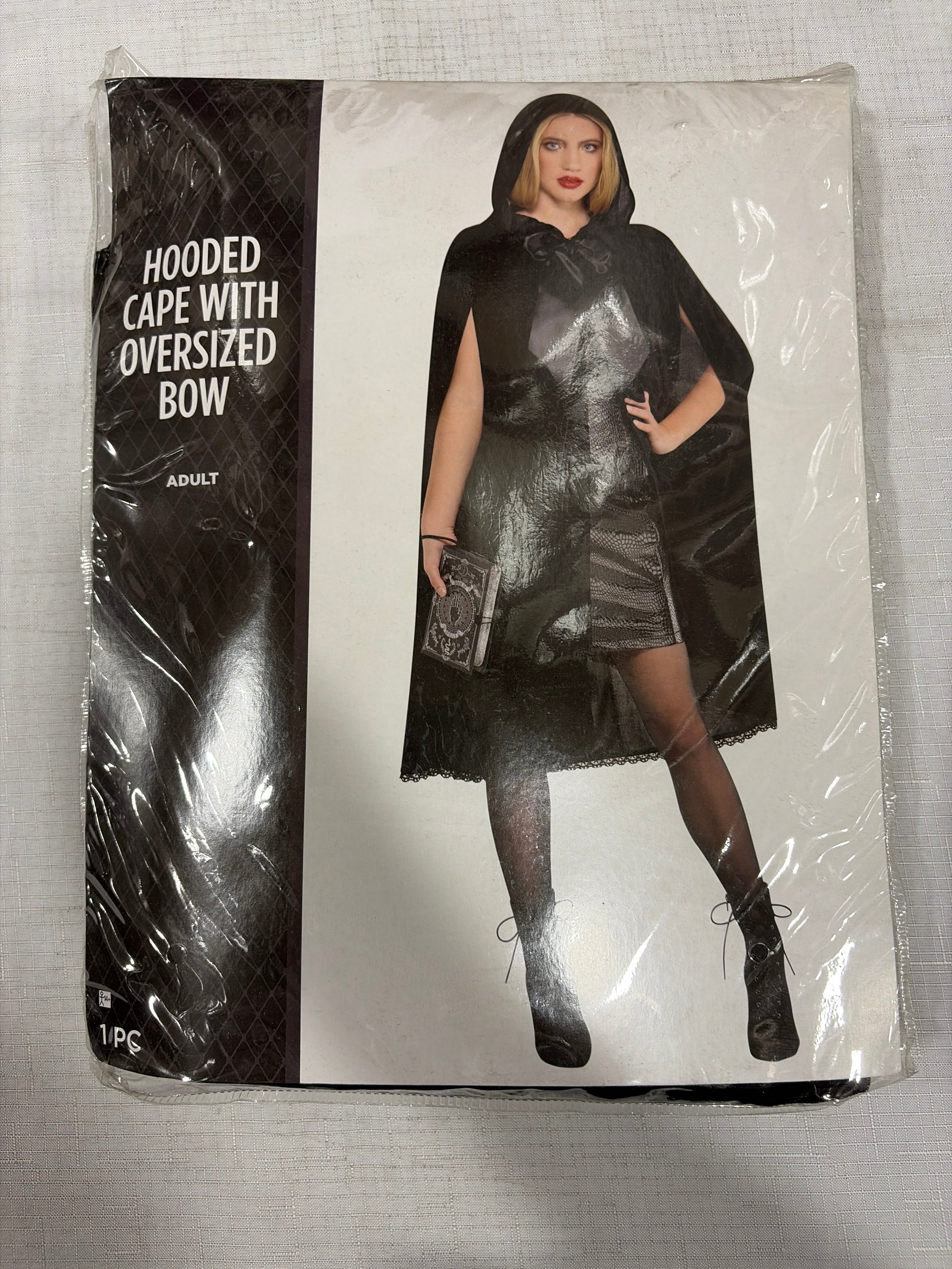 Women's Elegant Hooded Velvet Cape with Bow - Halloween Costume Accessory - Adult One Size