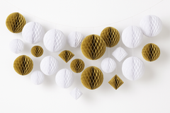 Gold and White Honeycomb Decoration Kit
