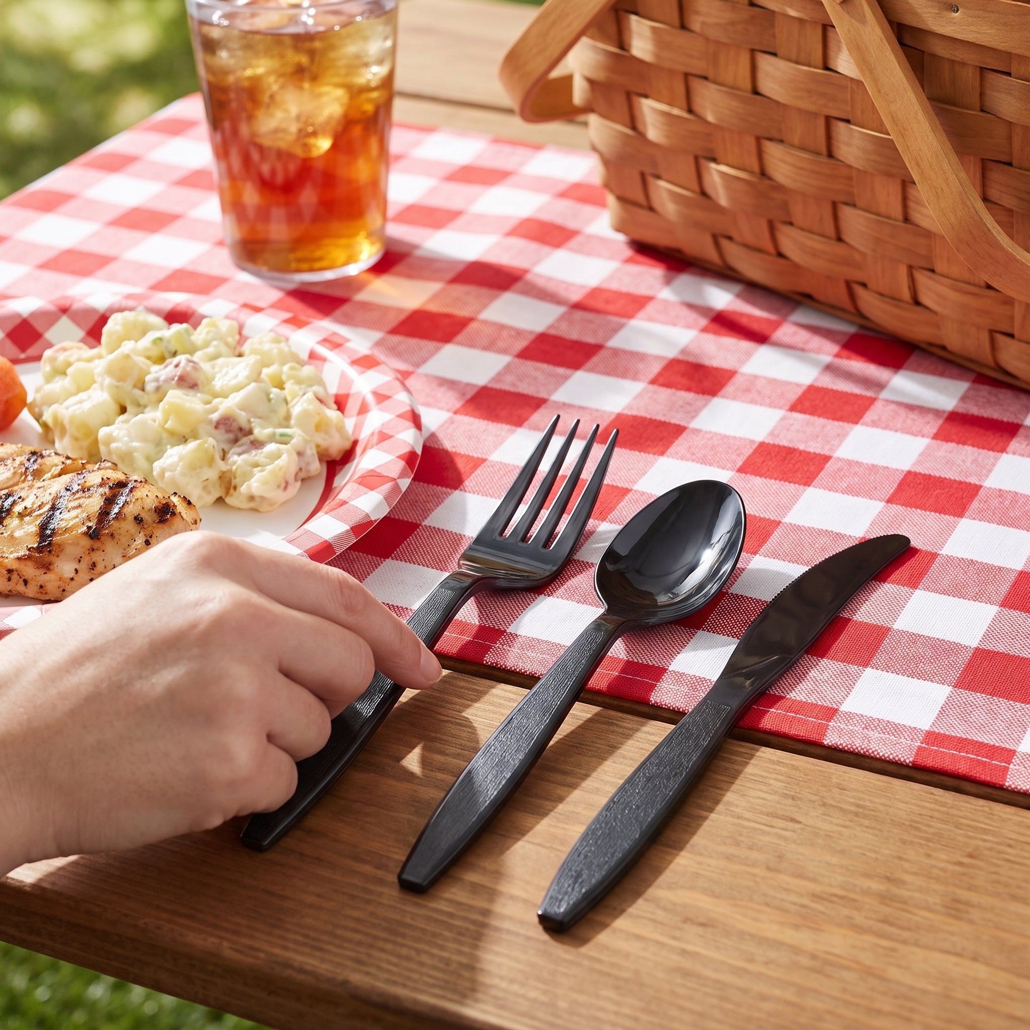Black Plastic Cutlery Assortment - 7.5 in. - 32 Count