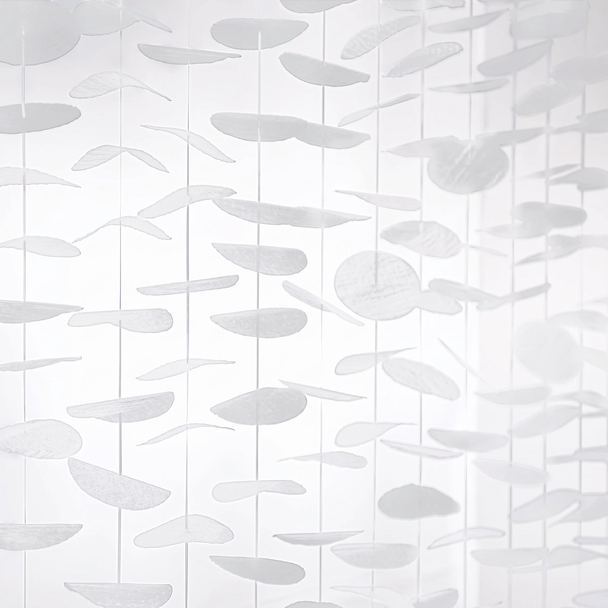 White Tissue Circle Backdrop Decoration