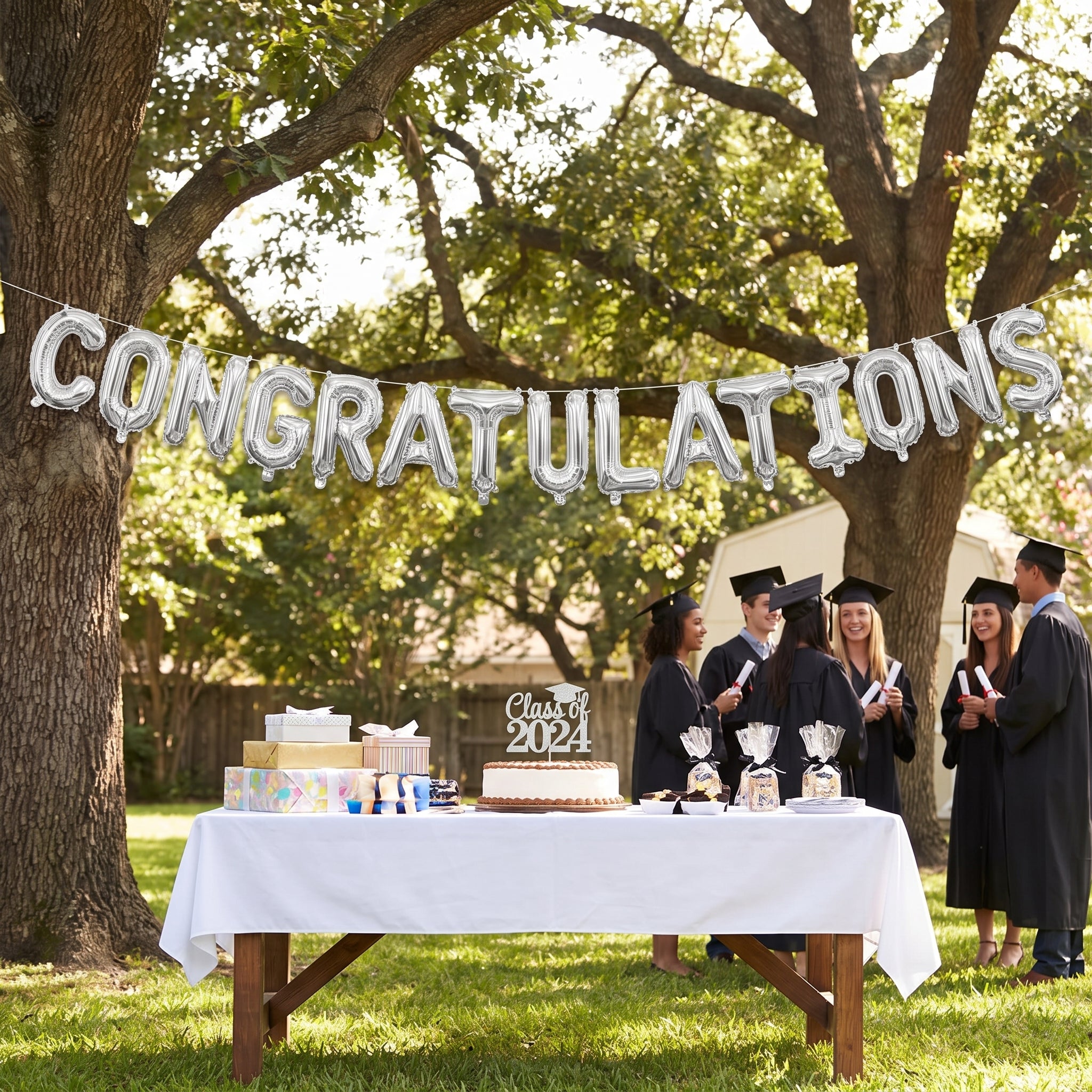 Elegant Silver "Congratulations" Letter Banner Decoration