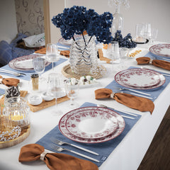 10 In. Vine Design Plastic Plates (10)
