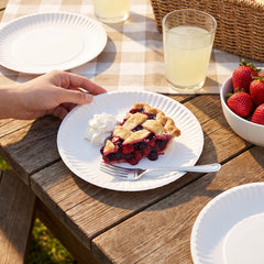 Classic White 6.75" Round Paper Plates - 16 Count