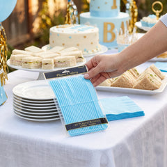 Caribbean Blue Plastic Knives - 7.5 In. | 20 Count
