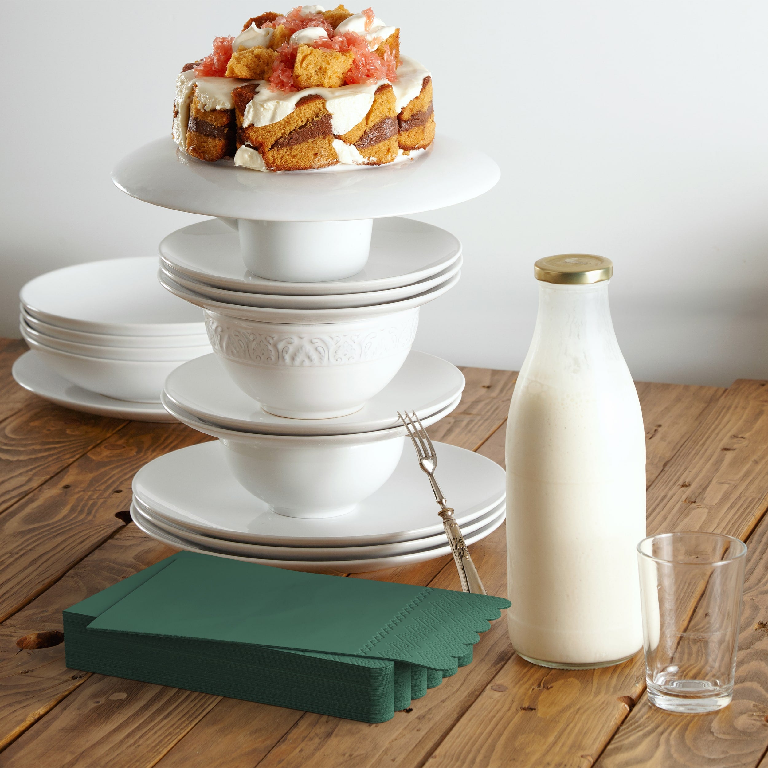 3 Ply Cypress Green Scalloped Napkins - 20 Ct.