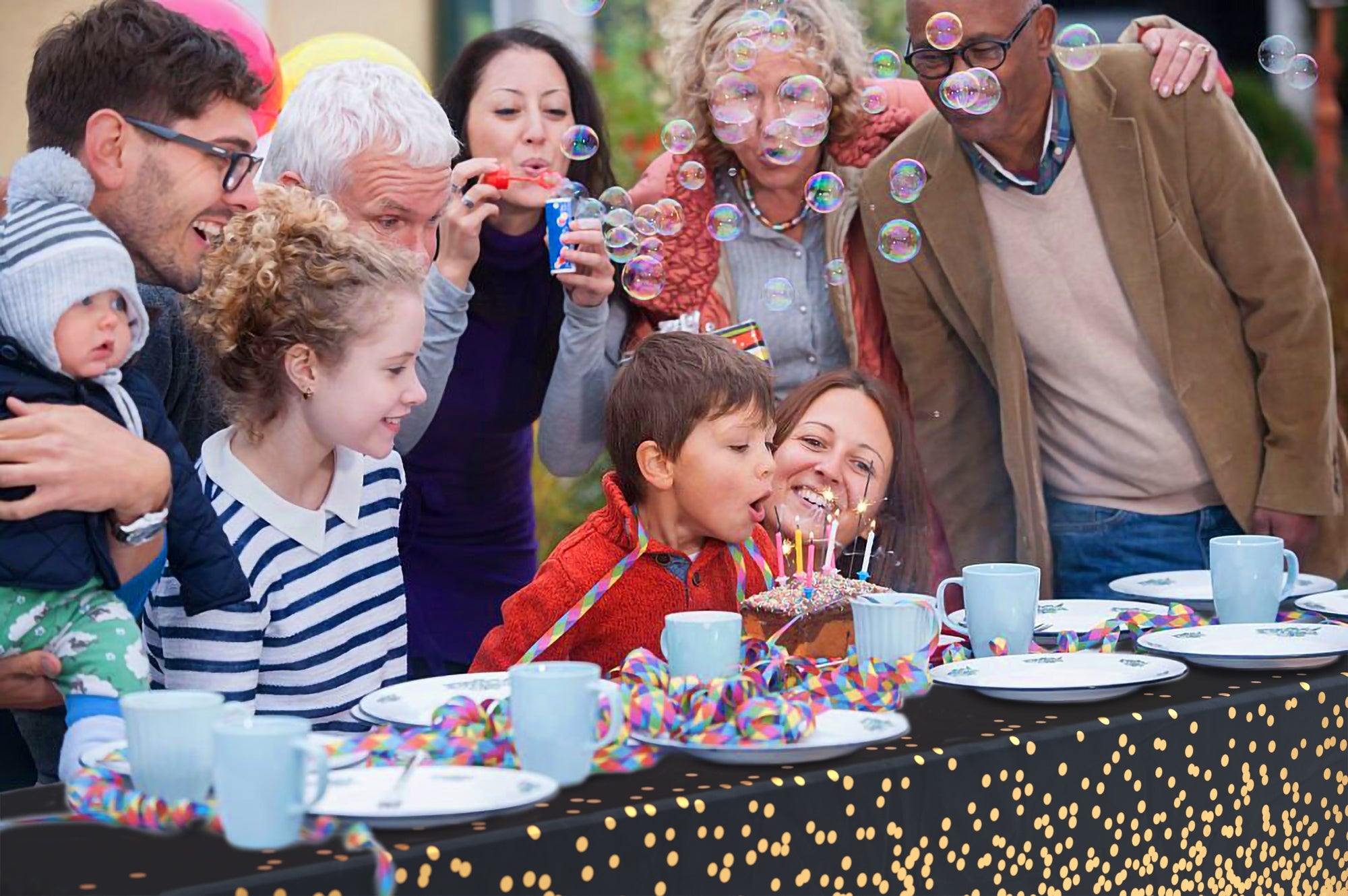 Printed Plastic Table Cover Black/Gold | Case of 48