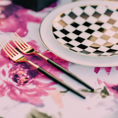 Disposable White Classic And Checkerboard Dinnerware Set